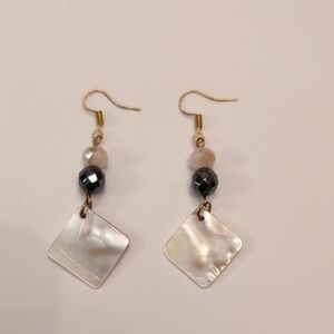 Elegant Gold and Black With Shell Dangle Earrings
